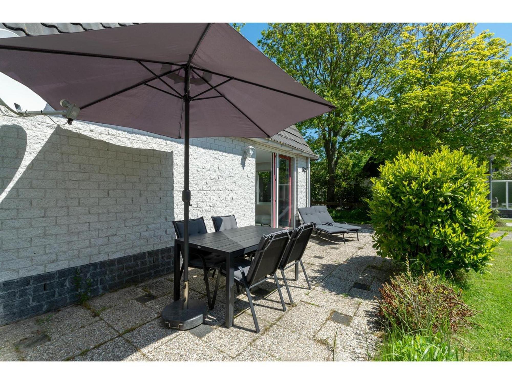 Holiday Home With Pool By The Sea Sint Maartensvlotbrug Exterior photo