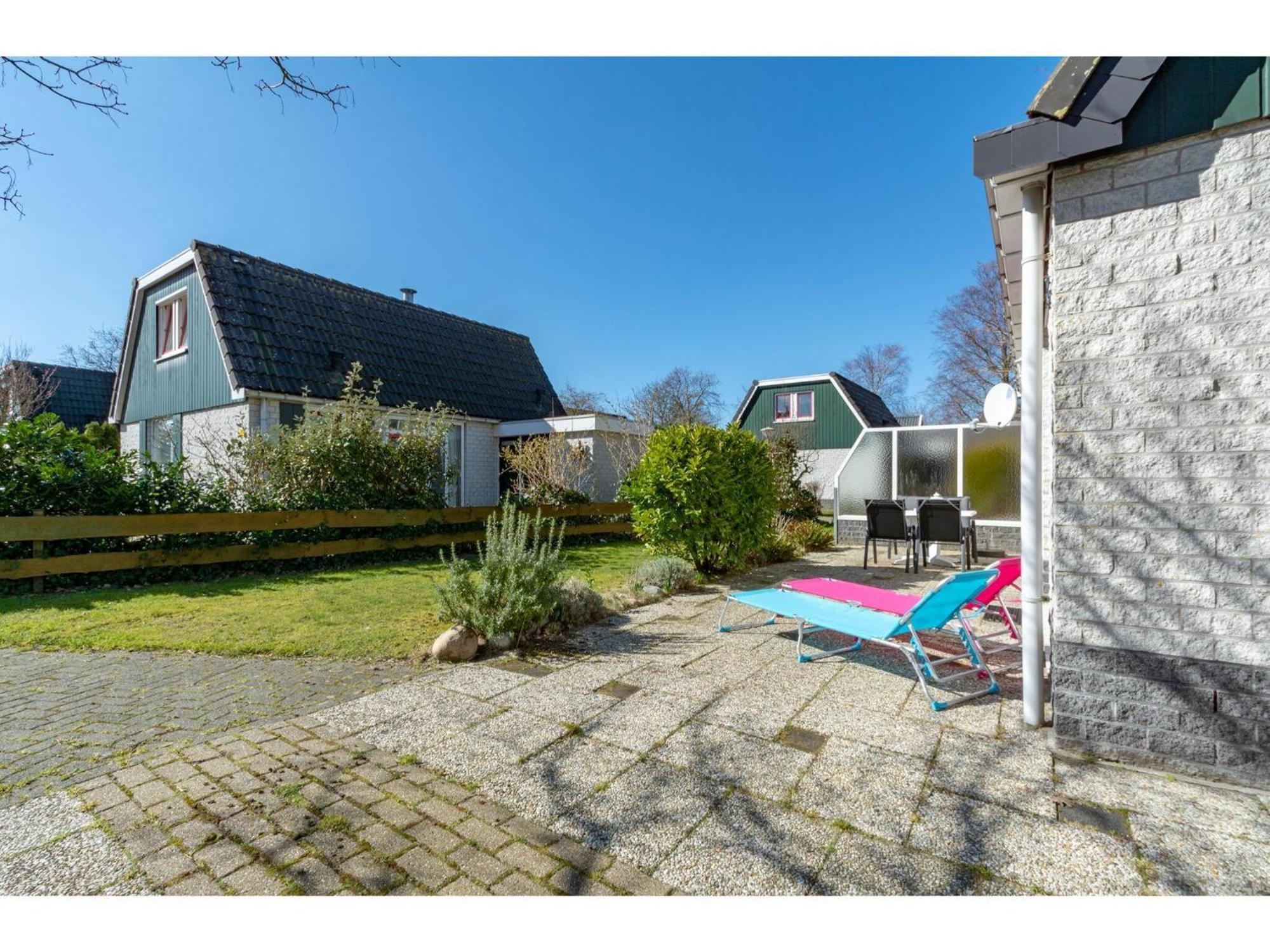 Holiday Home With Pool By The Sea Sint Maartensvlotbrug Exterior photo