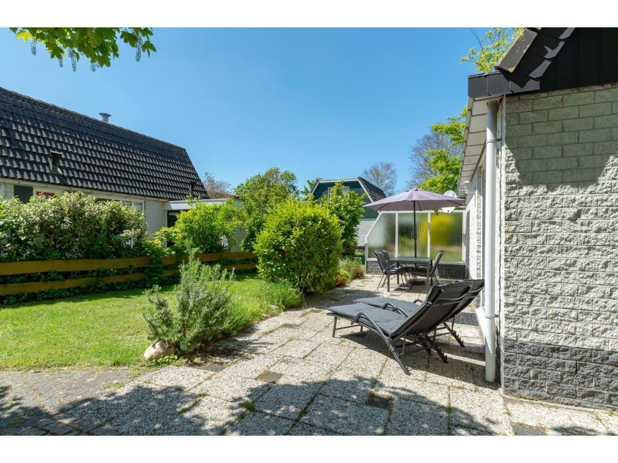 Holiday Home With Pool By The Sea Sint Maartensvlotbrug Exterior photo