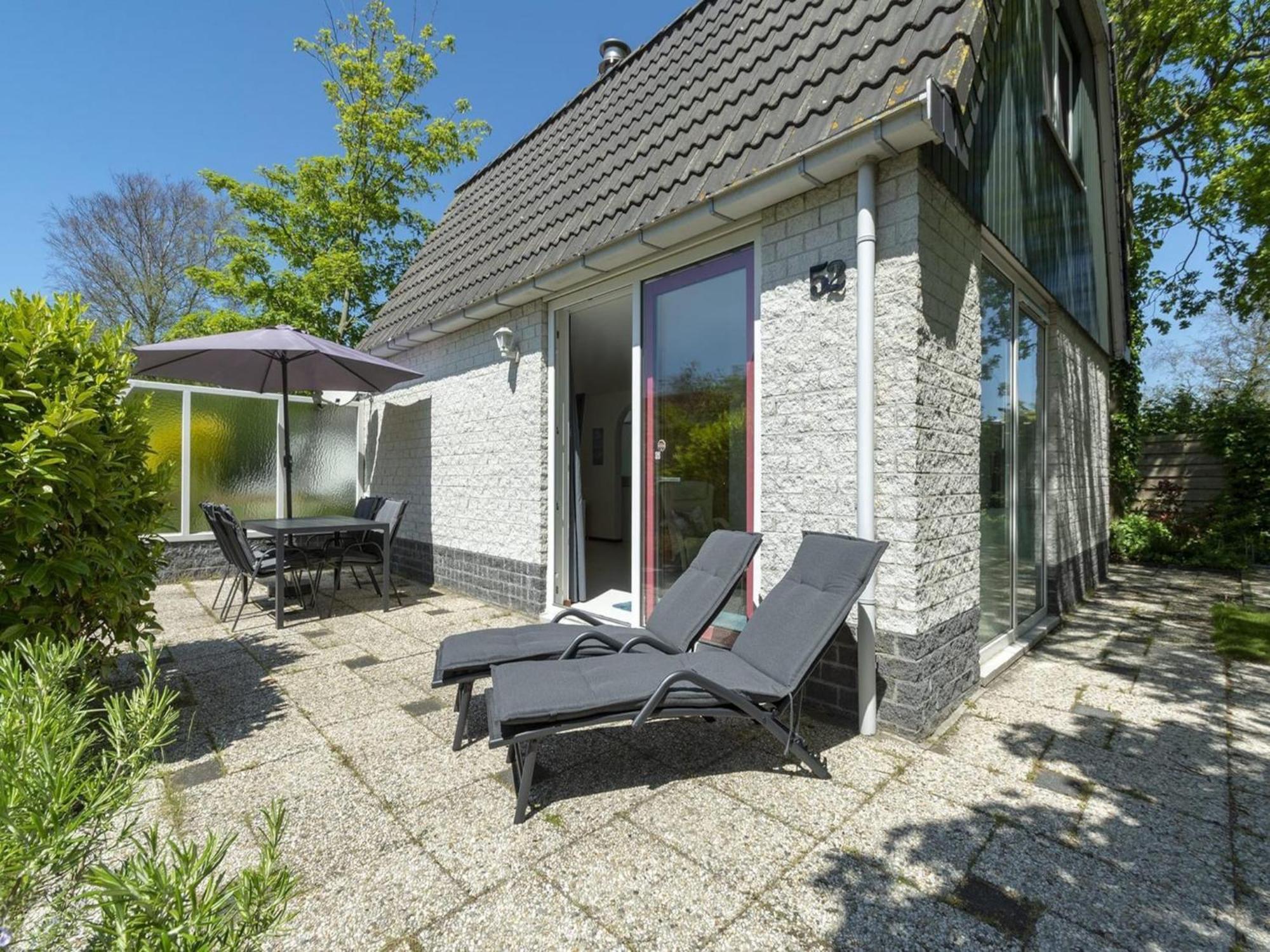 Holiday Home With Pool By The Sea Sint Maartensvlotbrug Exterior photo