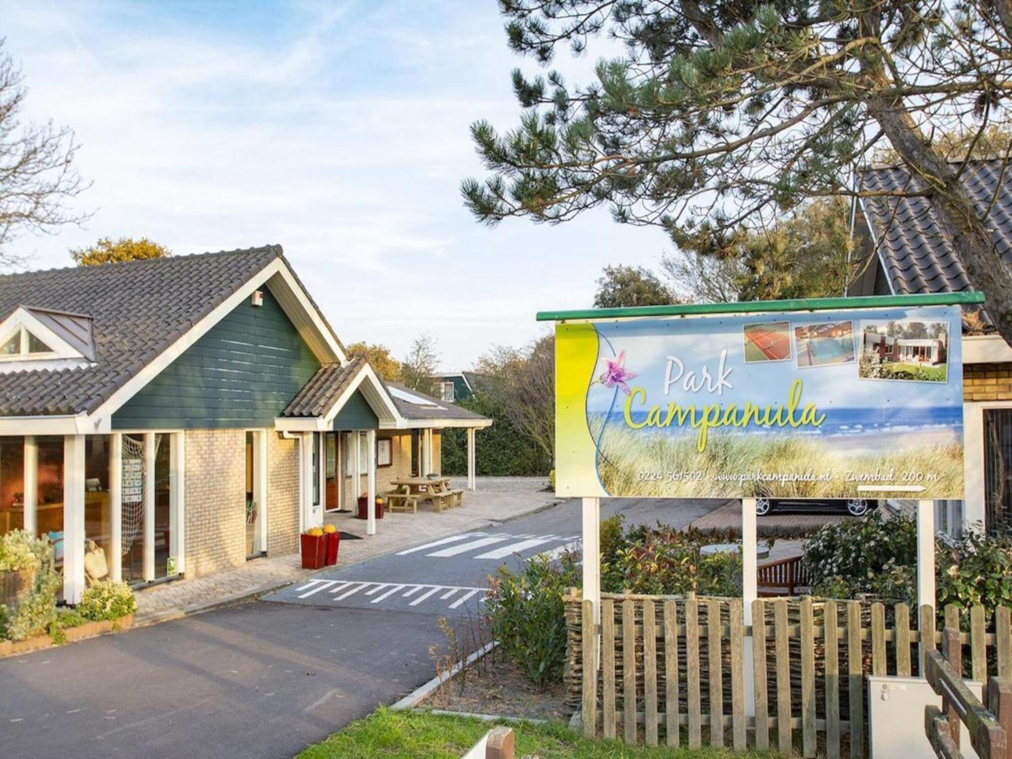 Holiday Home With Pool By The Sea Sint Maartensvlotbrug Exterior photo